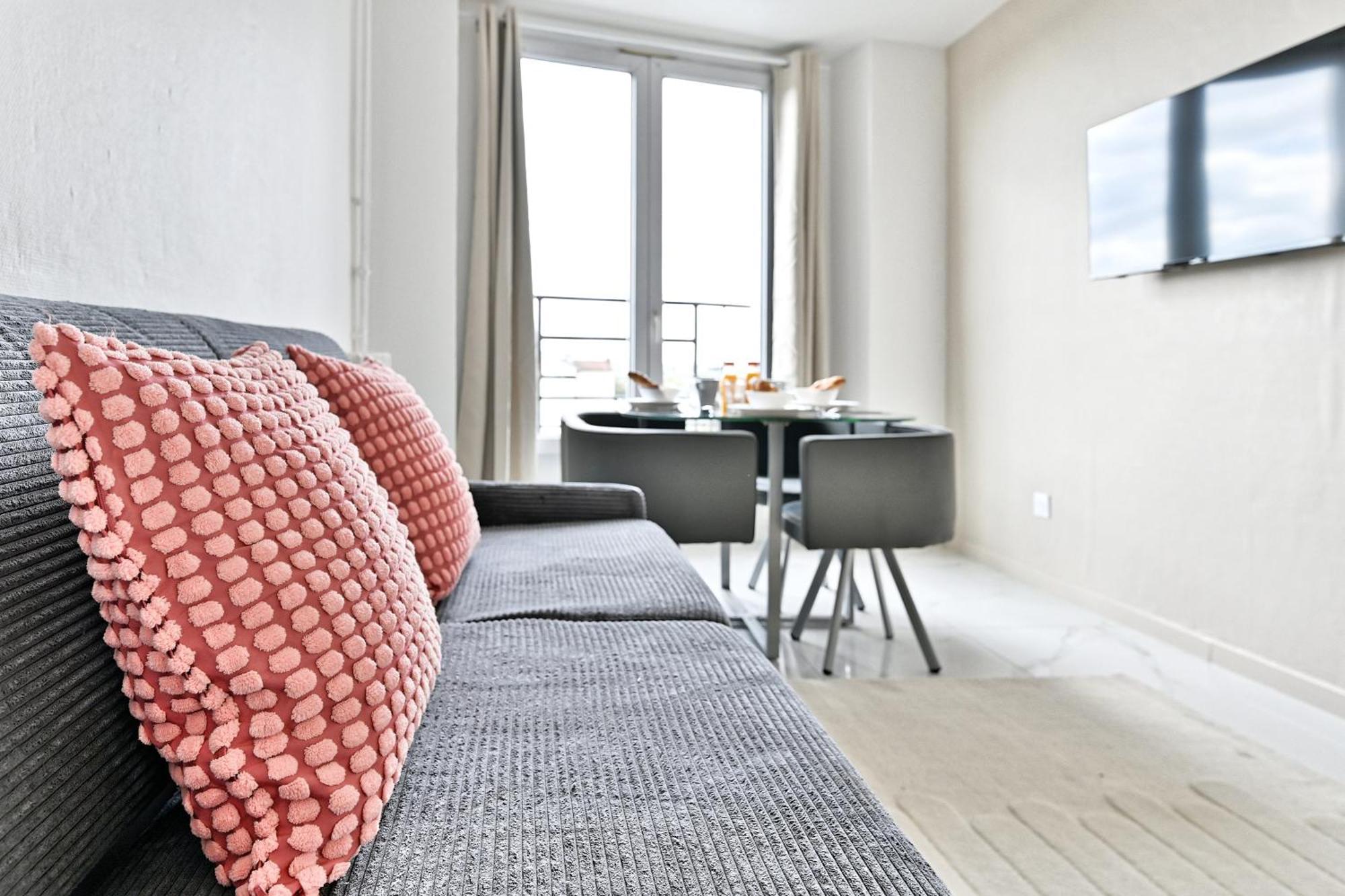 Appartement Paisible Et Moderne - Gagny Zewnętrze zdjęcie